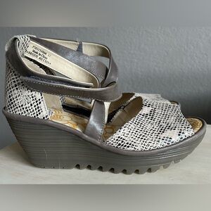NWOT Fly London Yosi Snakeskin print leather wedge sandals, size 37. No box.
